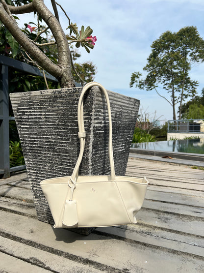 KAIA - White
