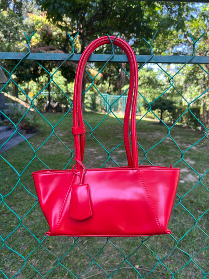 KAIA - Red